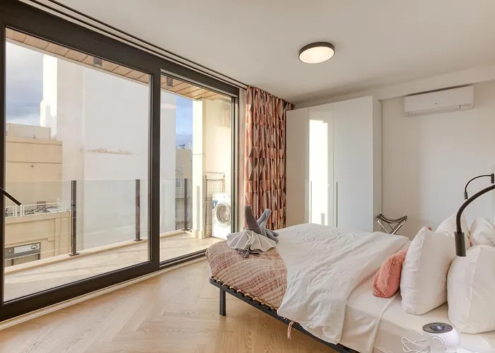 Apartament Luxury By Beyond Air With Shared Rooftop Pool & Bbq Sliema