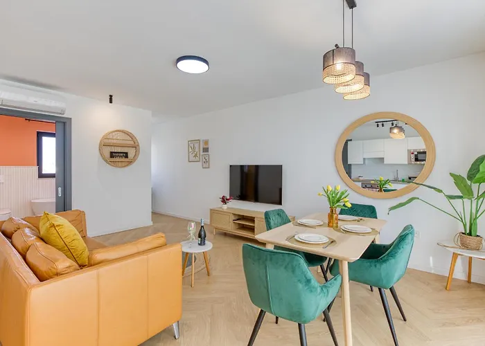 Luxury By Beyond Air With Shared Rooftop Pool & Bbq * Sliema