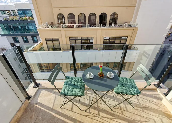 Luxury By Beyond Air With Shared Rooftop Pool & Bbq