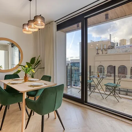 Luxury By Beyond Air With Shared Rooftop Pool & Bbq Sliema