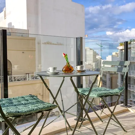 Luxury By Beyond Air With Shared Rooftop Pool & Bbq Sliema