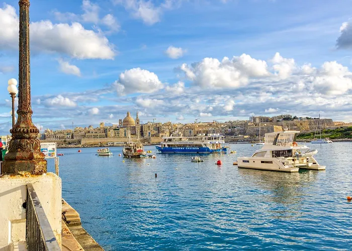 Luxury By Beyond Air With Shared Rooftop Pool & Bbq Διαμέρισμα