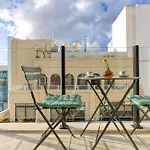 Luxury By Beyond Air With Shared Rooftop Pool & Bbq