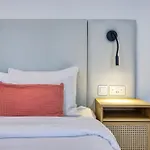 Luxury By Beyond Air With Shared Rooftop Pool & Bbq Apartmán