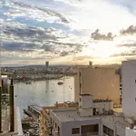 Luxury By Beyond Air With Shared Rooftop Pool & Bbq Apartmán Sliema