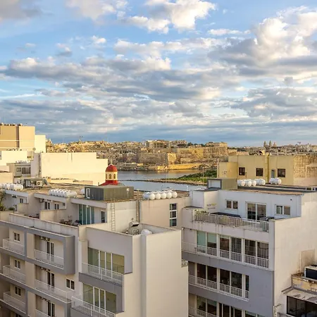 Luxury By Beyond Air With Shared Rooftop Pool & Bbq Σλιέμα