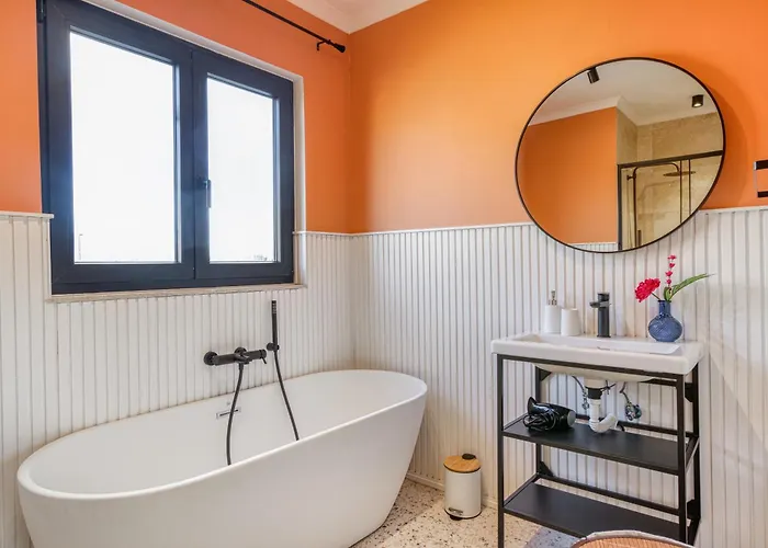 Luxury By Beyond Air With Shared Rooftop Pool & Bbq Apartment *